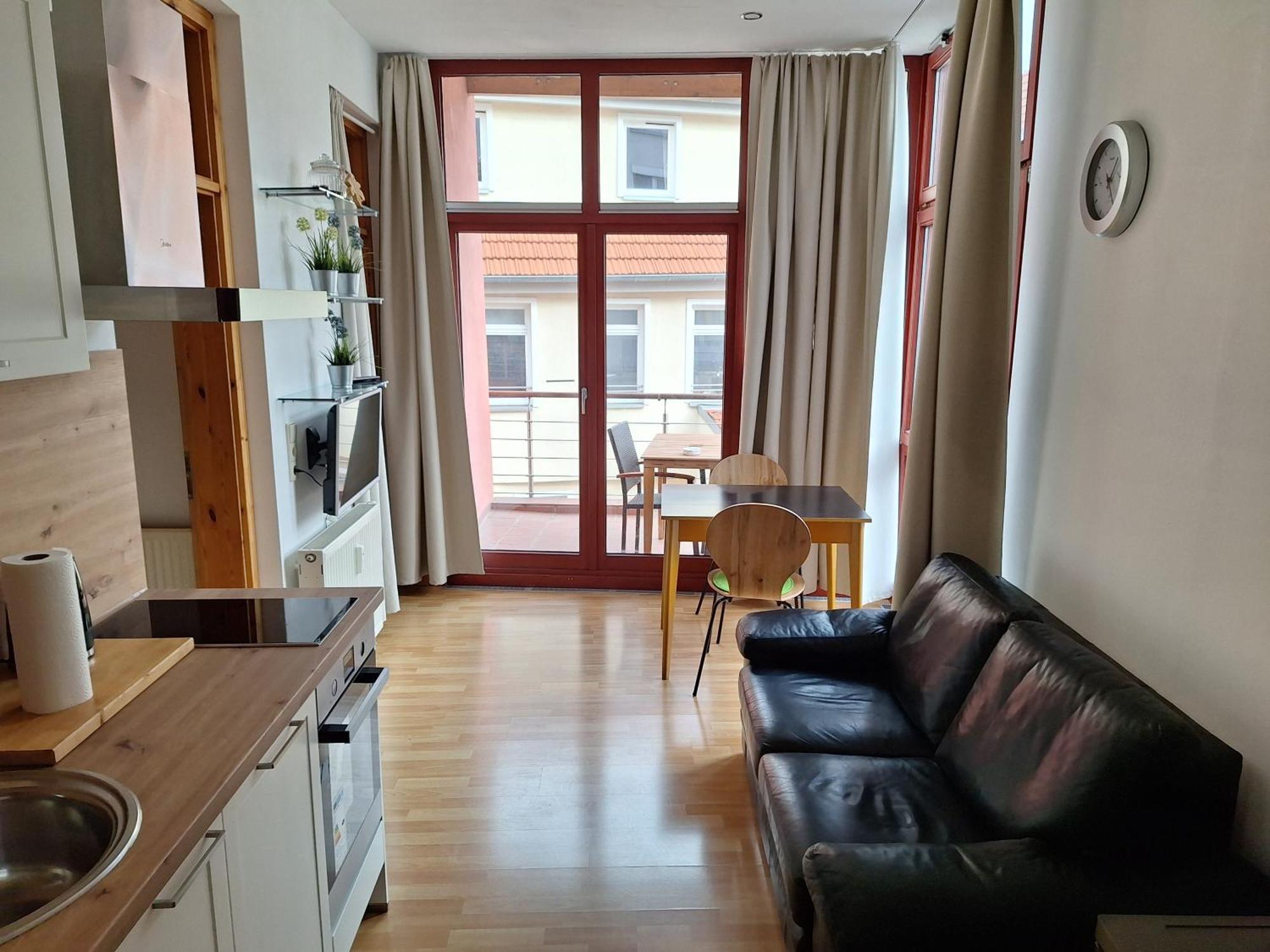 Beliebtes City-Apartment Reutlingen Exterior photo
